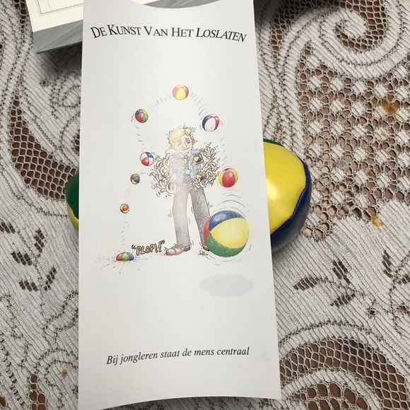 Juggling Balls - Picture 2 of 11